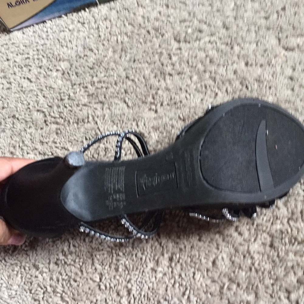 High heels - Picture 4 of 5